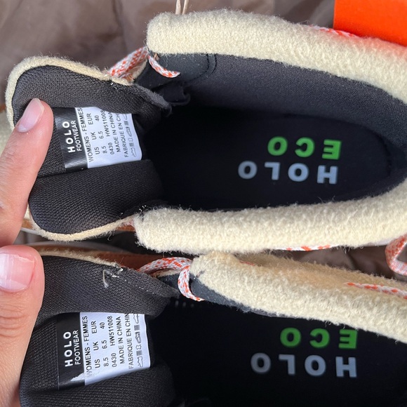 HOLO+CO Women’s Tan & Cream Ankle Booties - Picture 4 of 7